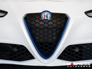 Alfa Romeo Giulia Front V Shield Grill Frame + Emblem Frame Kit - Carbon Fiber - Blue Candy
